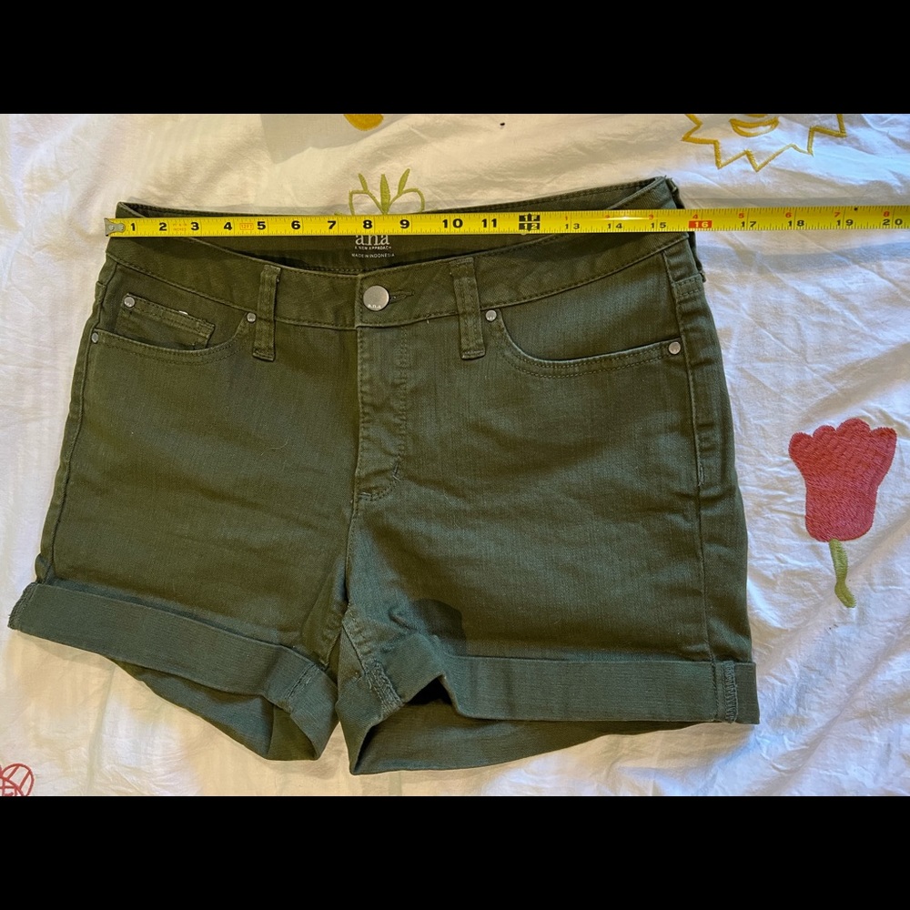 a.n.a. A New Approach denim shorts; Color: Green; Size 6; about a 31 inch waist